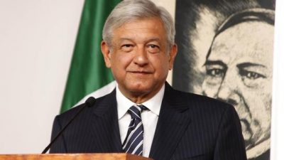 Partido de López Obrador lidera sondeo para elección presidencial México 2018