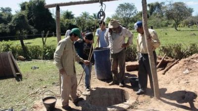 Salta: Algarrobito ya cuenta con agua a través de energía solar