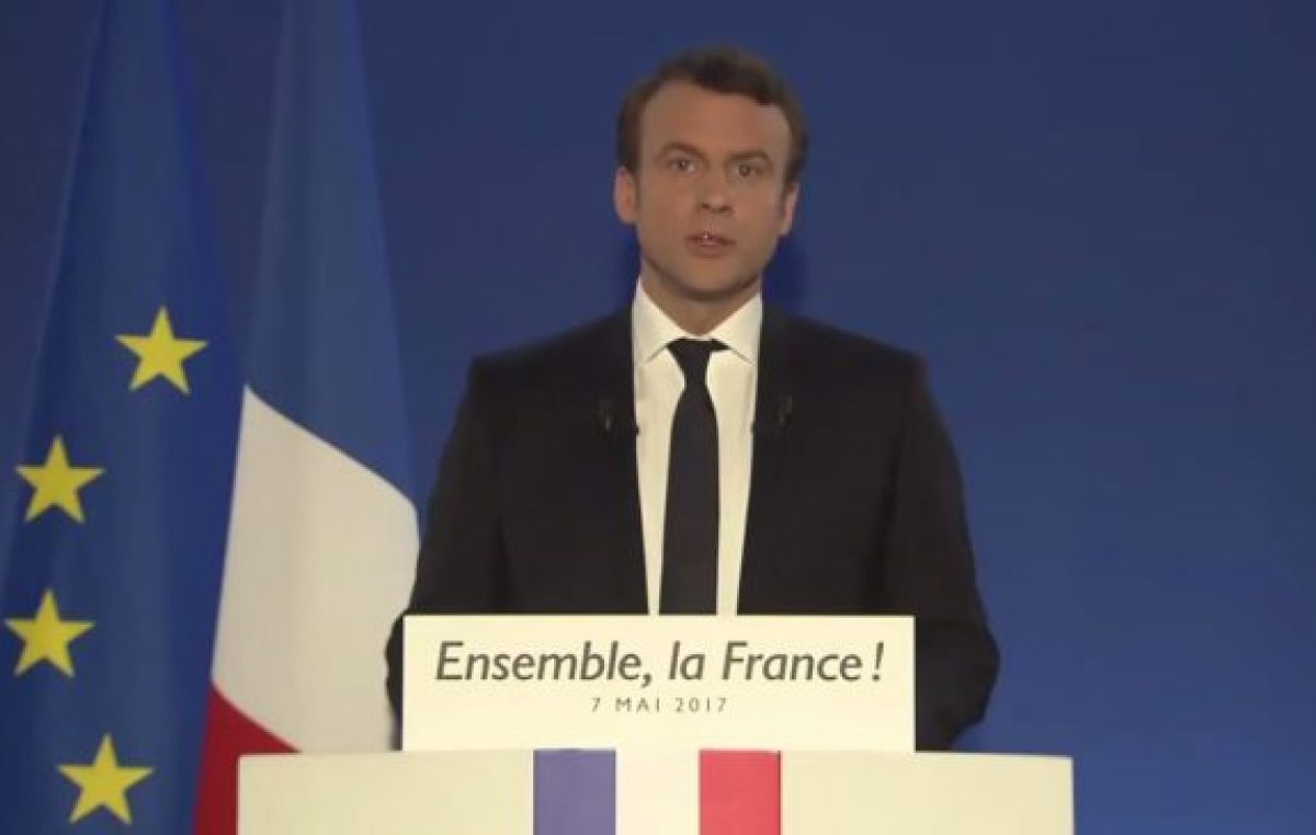 Macron lanza por decreto la reforma laboral más drástica en varias décadas