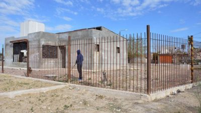 Mendoza: Polémica por plazas y salones comunitarios sin terminar en San Martín