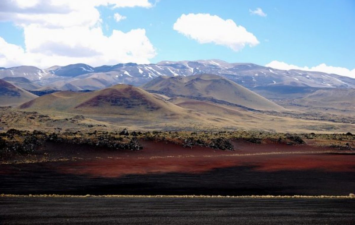 Impresionante: un desierto negro en Argentina