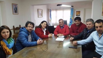 El Ejecutivo municipal de Esquel ofreció aumento de 1.000 pesos y 20 pases a planta