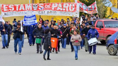 Río Turbio: municipales piden mejoras salariales