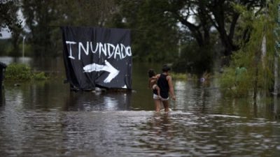 “Llevamos 36 meses inundados”, afirman en Villa Parancito 