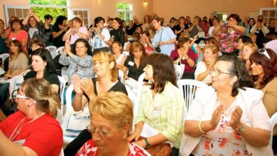 Convocan a una marcha de Mujeres Municipales en San Carlos Centro