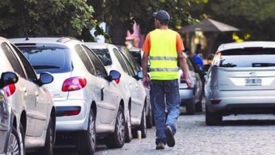 La Municipalidad de Rosario regulará la actividad de los trapitos en la avenida Pellegrini