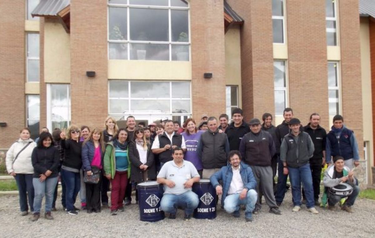 Trevelin: trabajadores municipales reclaman reconocimiento del SOEME