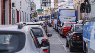 Al final sacarán los colectivos de Saeta del microcentro salteño