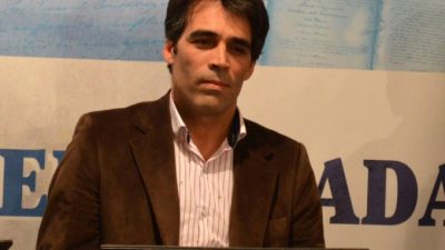 El intendente de Necochea en crisis: no puede pagar los sueldos y renunció el secretario de Economía
