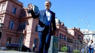 Macri recibe a los gobernadores en Casa Rosada para disciplinarlos al ajuste