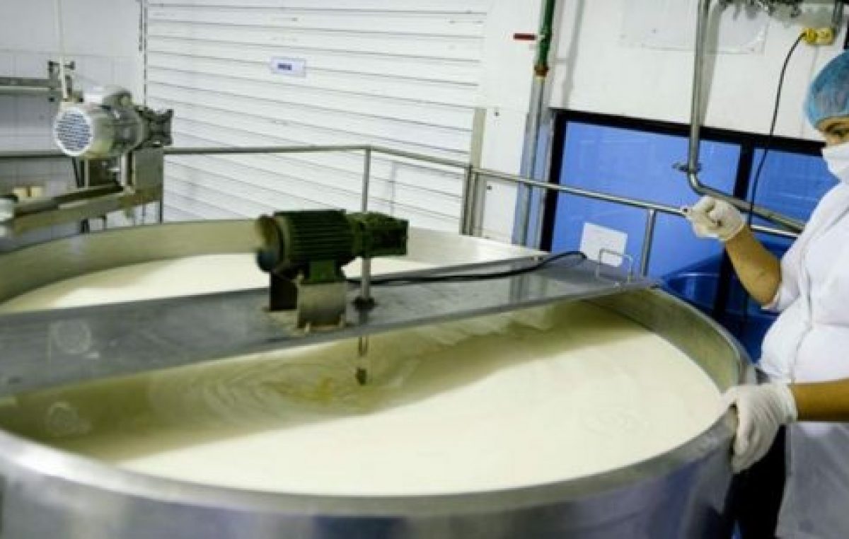 Para combatir la inflación y crear trabajo, el municipio de San Antonio de Areco abrirá una planta de lácteos
