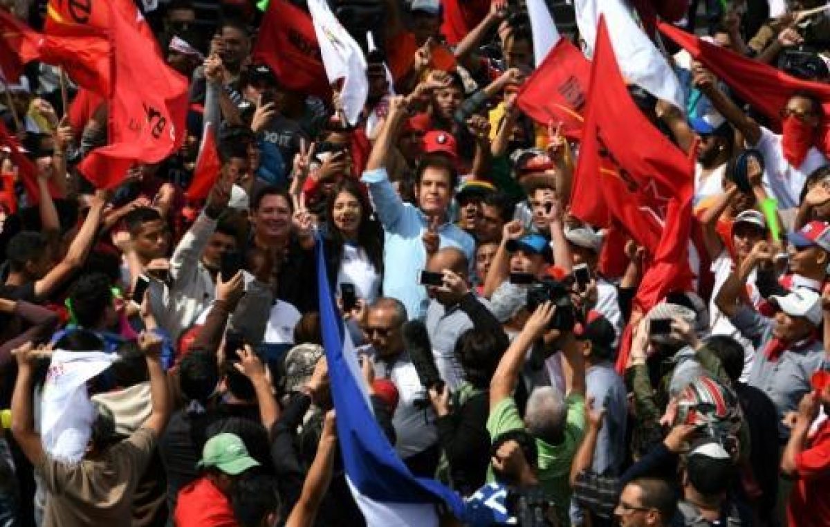 Paro general en Honduras ante el fraude electoral