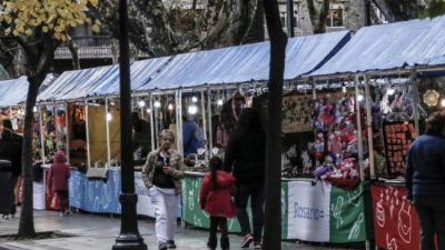 Se multiplican ferias en Rosario de emprendedores locales para Navidad
