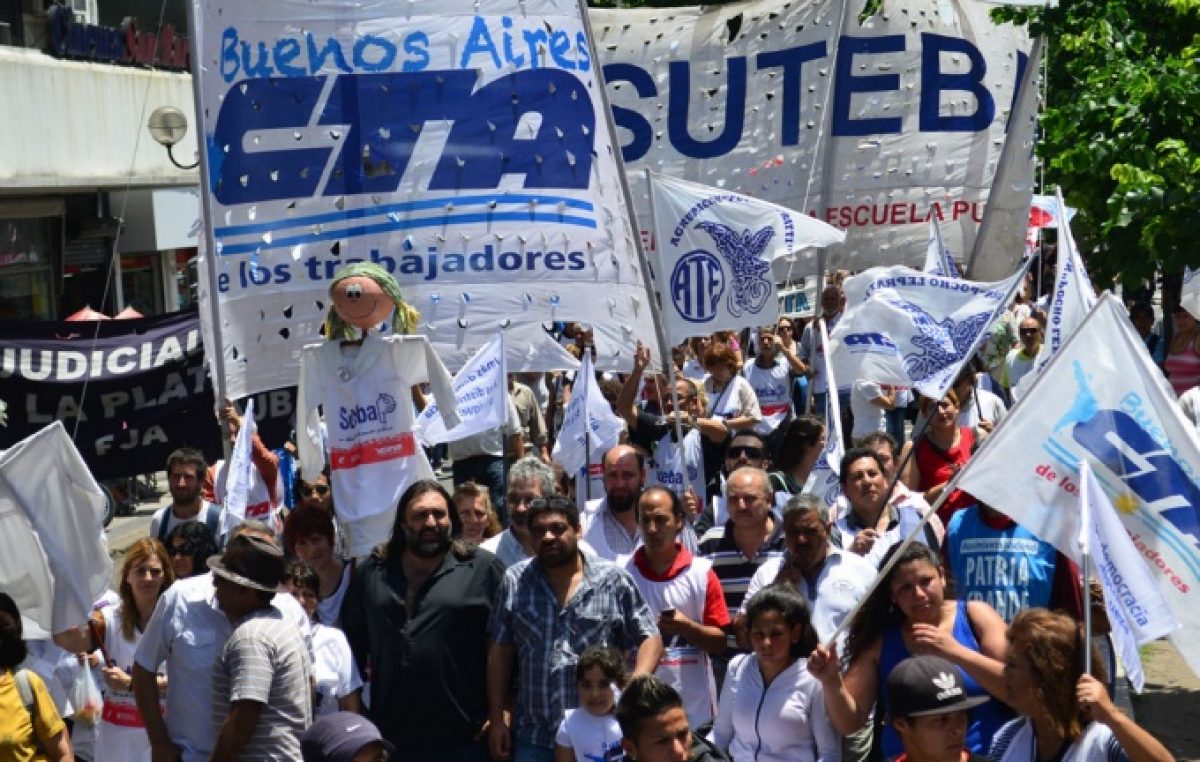 Un decreto contra los gremios: Macri modificó la paritaria nacional docente y le quitó poder a Ctera