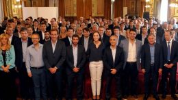 Ganadores y perdedores: así repartirá Vidal la coparticipación a los 135 municipios bonaerenses