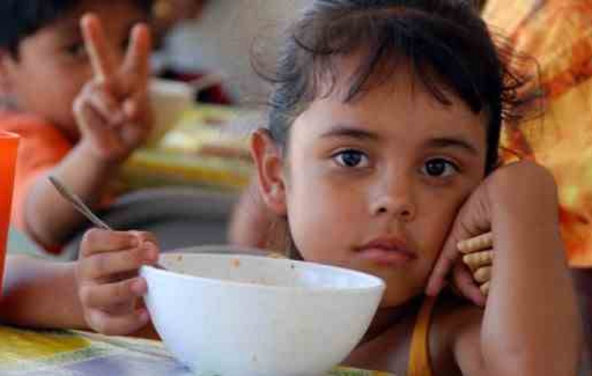 Unos 12 mil chicos siguen almorzando en verano en los comedores escolares de Rosario