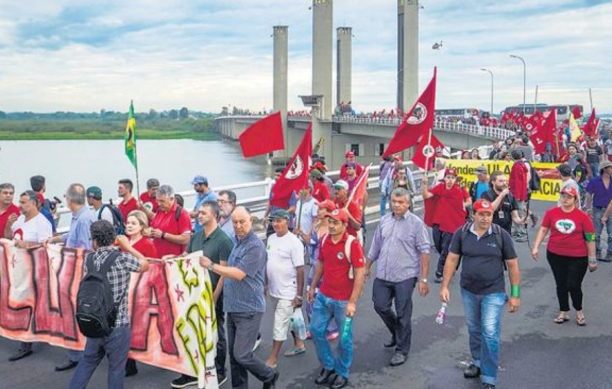 En Porto Alegre esperan al popular Lula