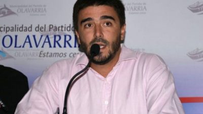 Olavarría adhirió al decreto antinepotismo pero los primos del intendente seguirán en funciones