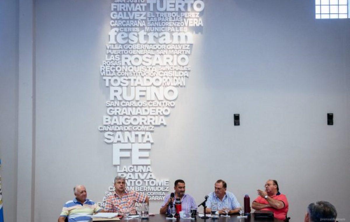 Municipales de Santa Fe en alerta esperan la convocatoria a Paritarias