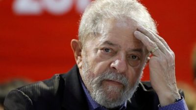 Pese a la persecución judicial Lula lanzó su candidatura a la presidencia