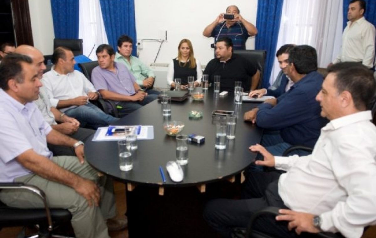 El Gobierno de Catamarca analizará devolver fondos a las comunas con obras