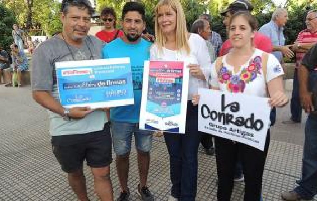 Verónica Magario junta firmas en La Matanza «para revocar la reforma previsional»