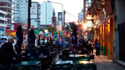 Locales gastronómicos de Rosario en una cruzada para no tirar la comida