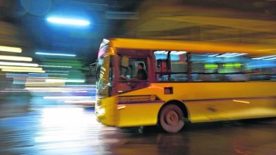 Según el municipio de Rosario, Macri hará un drástico recorte de subsidios al transporte local