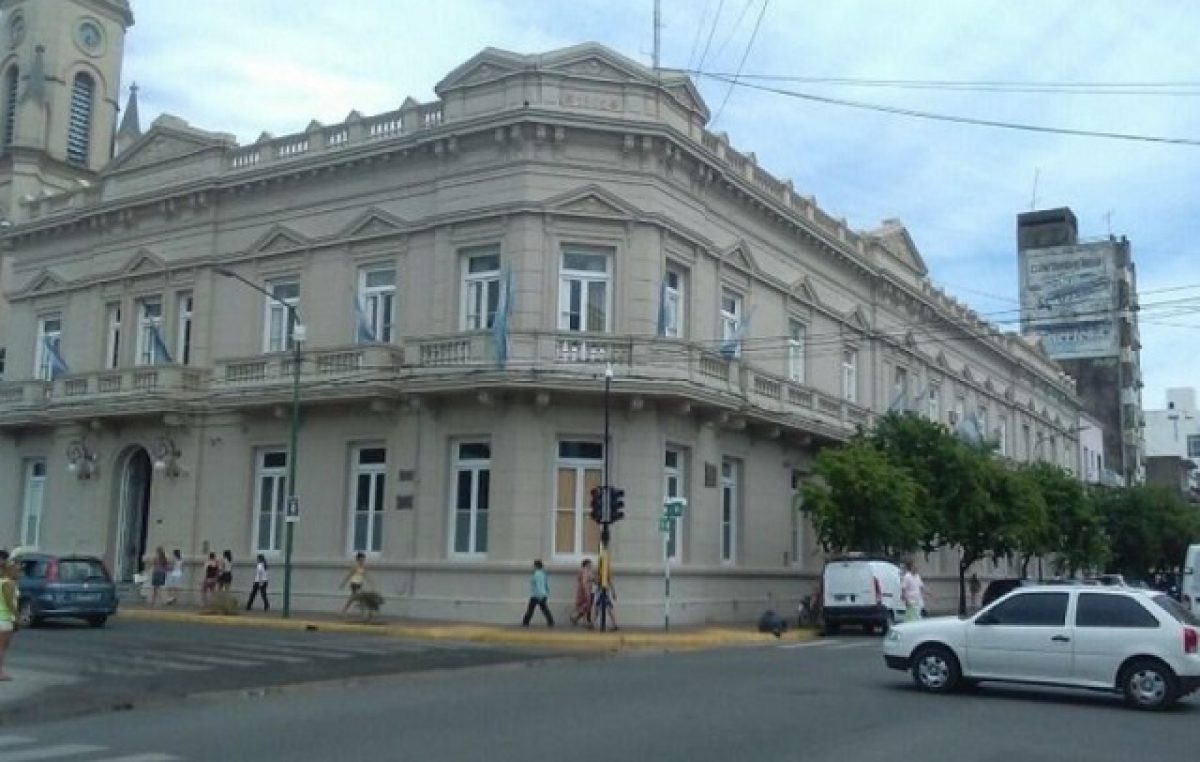 Junín: Los trabajadores municipales rechazaron el 15% ofrecido por el Municipio