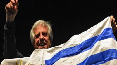 Uruguay: Tabaré atraviesa el peor momento de su gestión