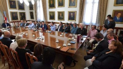 Intendentes entrerrianos del PJ, preocupados por el aumento de la tarifa eléctrica implementada por Nación 