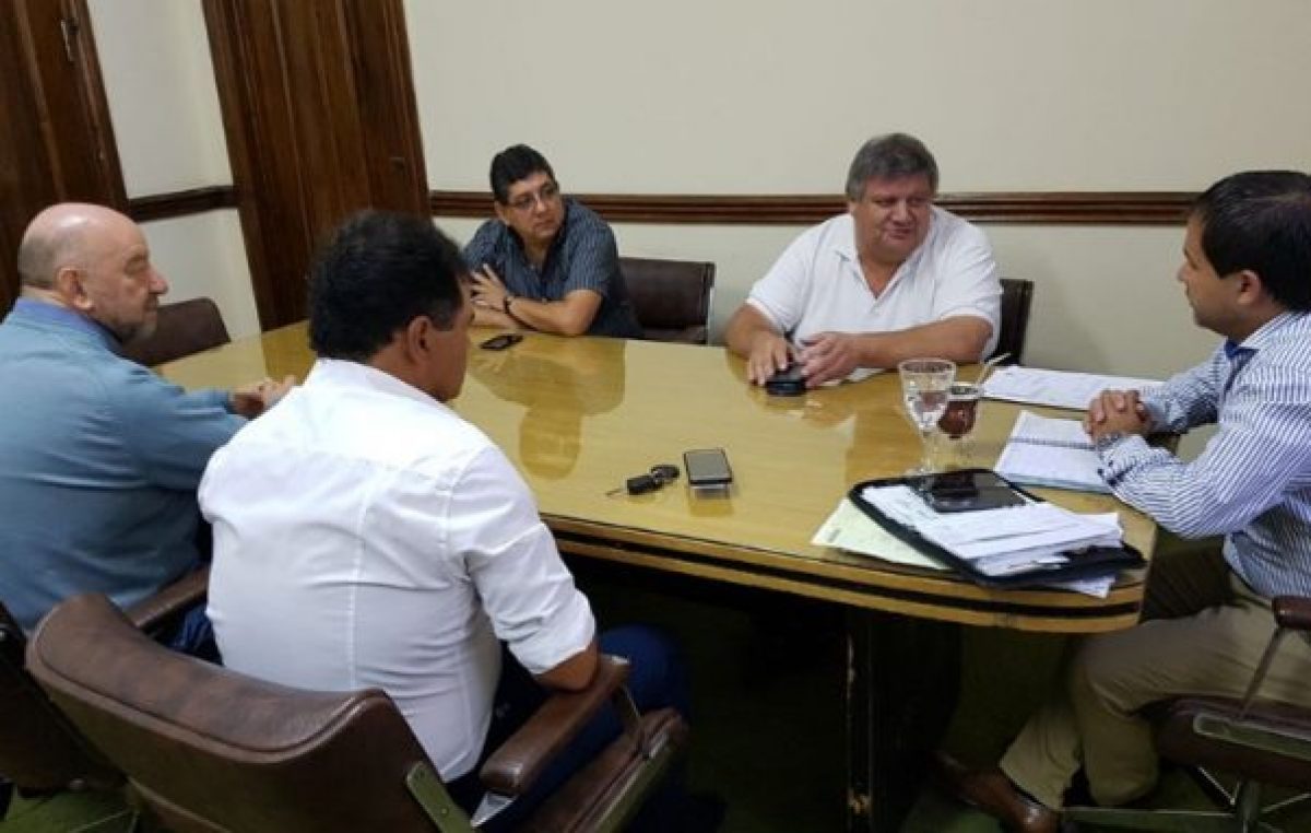Los municipales de Río Cuarto pidieron una suba del 20% y cláusula gatillo