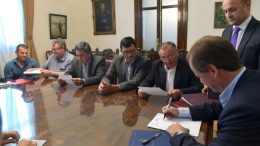 Más municipios entrerrianos acceden al crédito internacional gestionado por la provincia