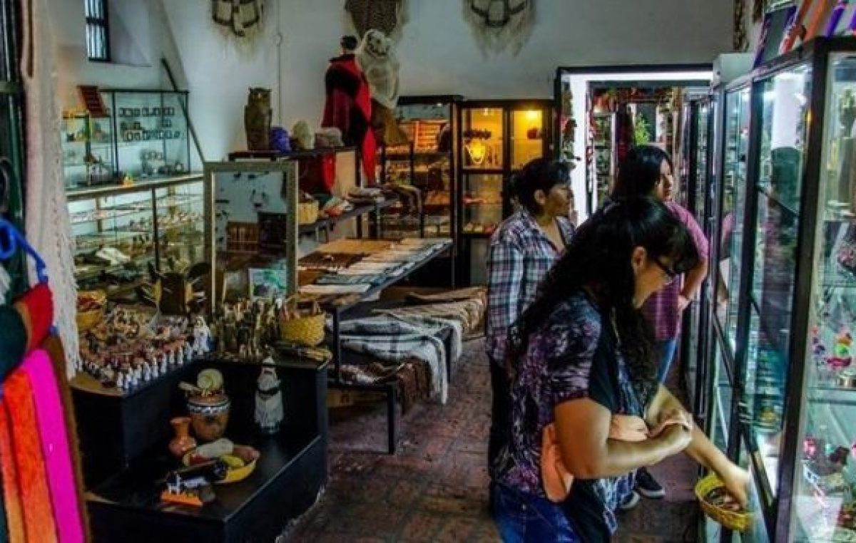 Vendedores del Mercado Artesanal de Salta, preocupados