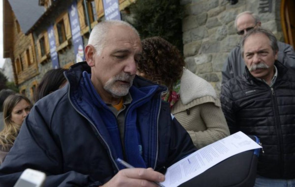 Bariloche: Ya superó las 4 mil firmas el pedido de una consulta popular por Catedral