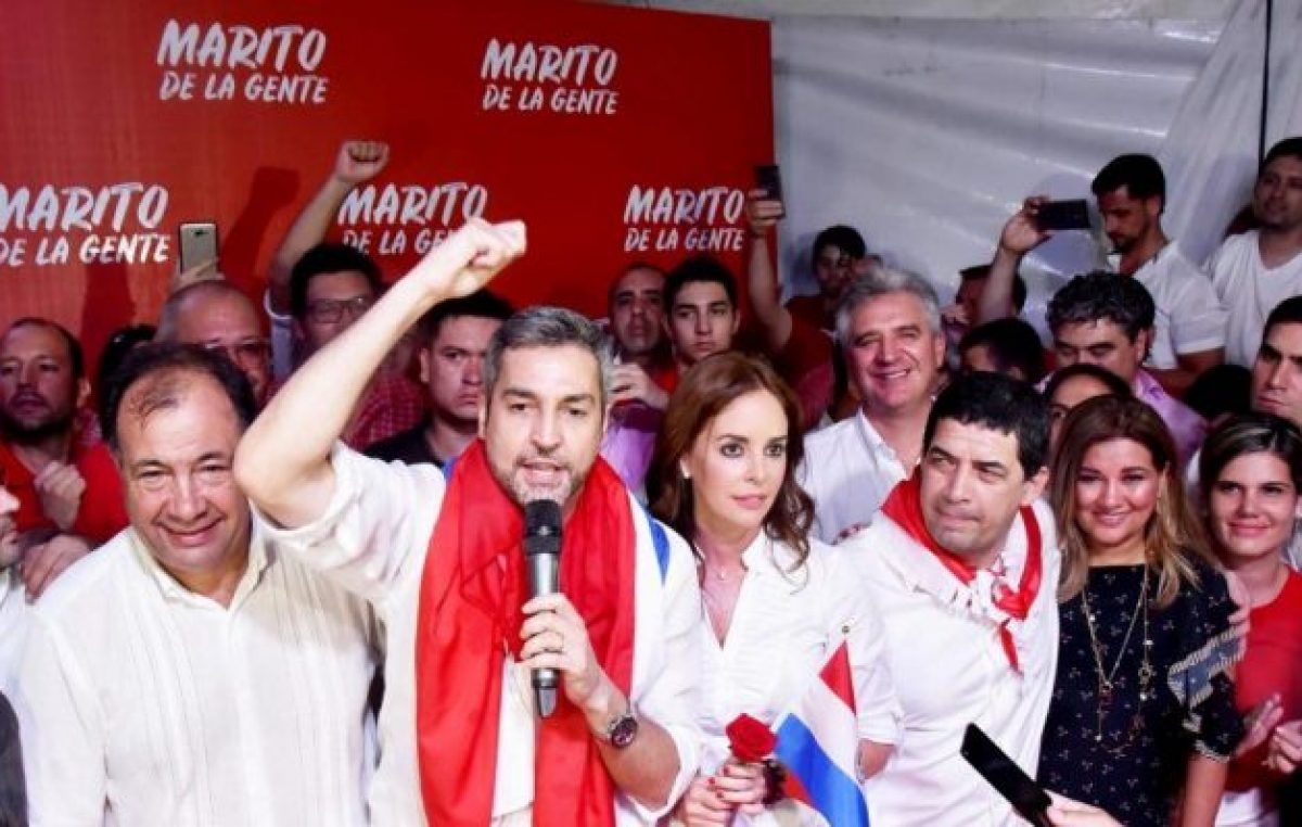 Candidato Abdo insta a dejar legado educativo para bono demográfico paraguayo