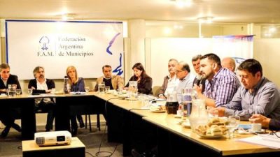 El intendente de Ushuaia compartió reunión con intendentes
