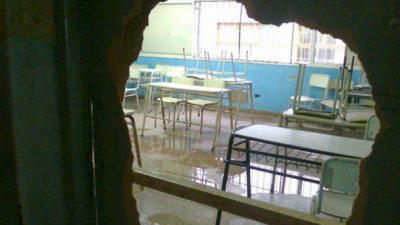 Plagas, carencias y riesgos en las aulas bonaerenses