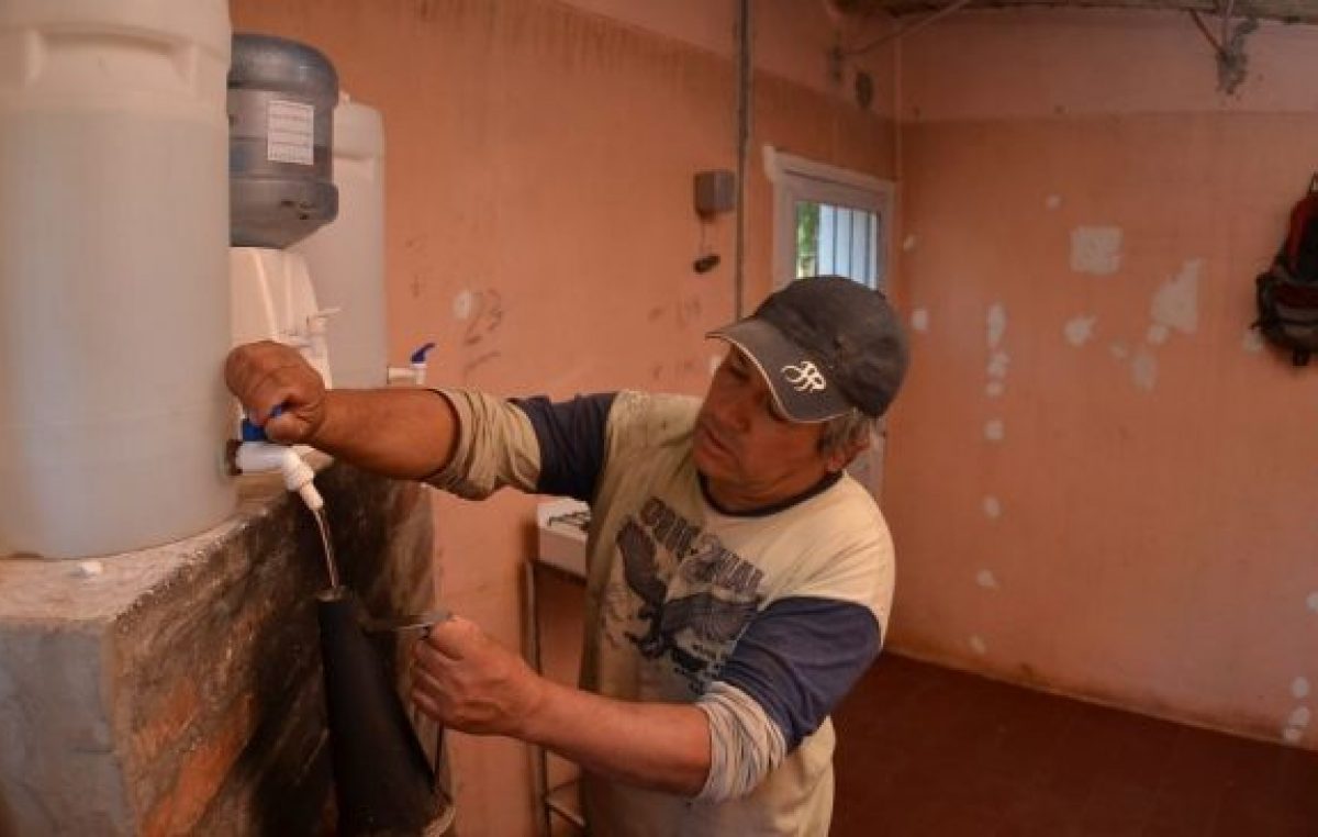 Más de 17 mil familias sin acceso a la red de agua en Mendoza