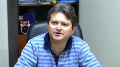 Intendente de Cerro Azul y sus funcionarios se rebajan 25% sus sueldos