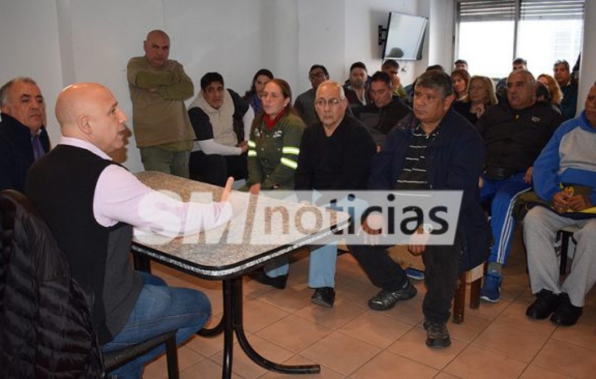 Los gremios municipales de Vicente López rechazan el 15 por ciento de aumento y piden un 25 por ciento