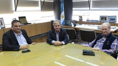 A pedir de Macri: UPCN aceptó la oferta del 15 por ciento y un ajuste mayor sobre los sueldos altos