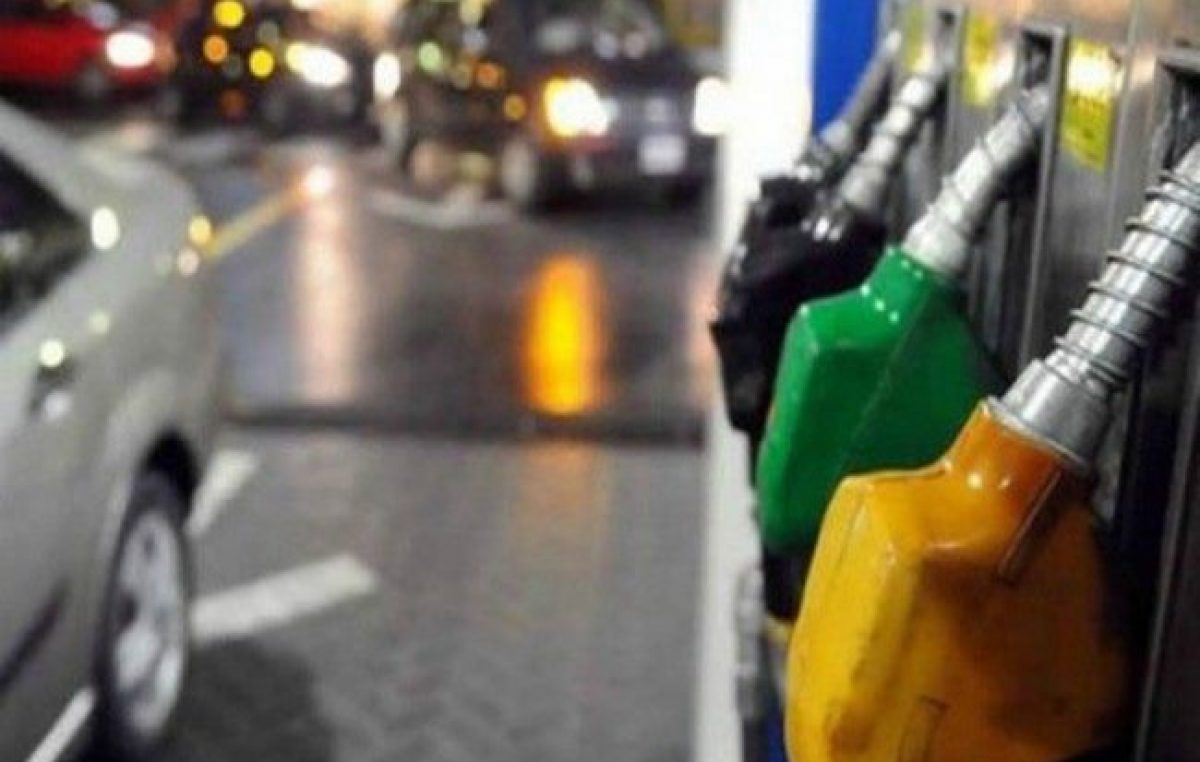 Aranguren no pudo contener a las petroleras, mañana aumentan la nafta 5% y el gasoil 4,5%