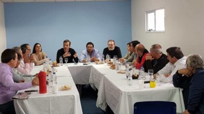 Intendentes de Río Negro respaldaron la candidatura de Martín Soria
