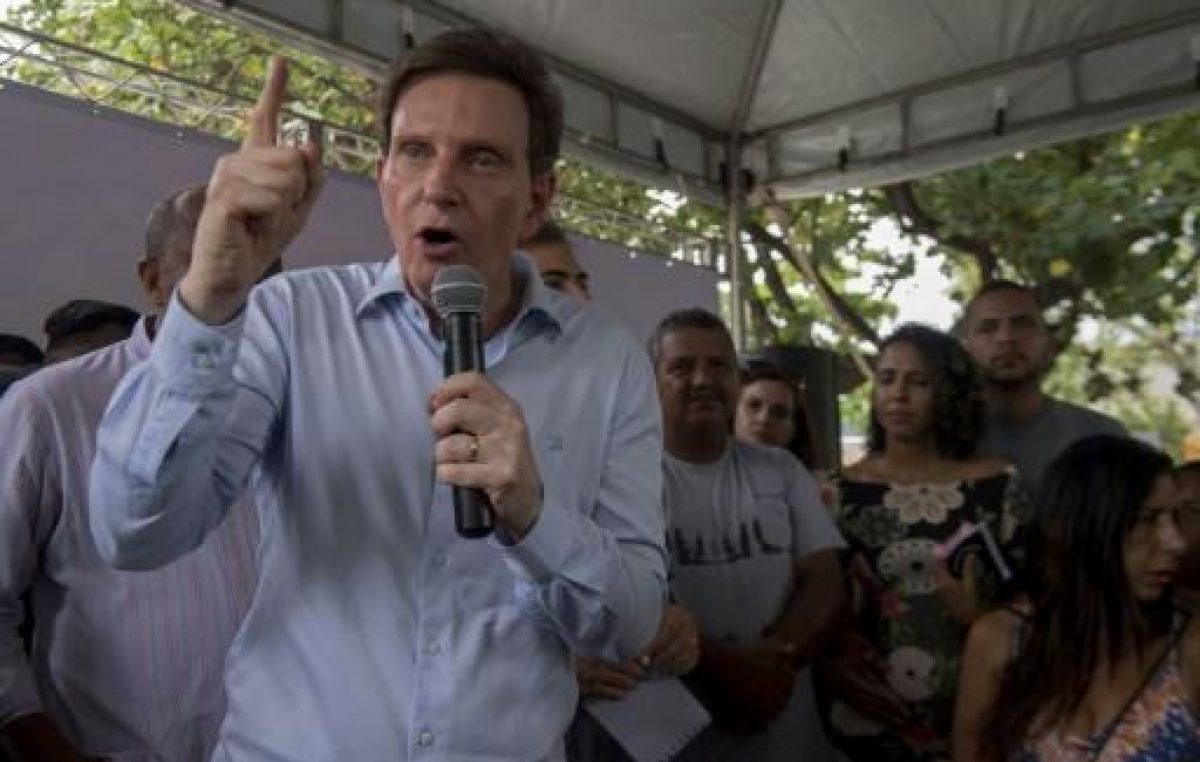 Doble golpe judicial contra el alcalde evangélico de Rio de Janeiro