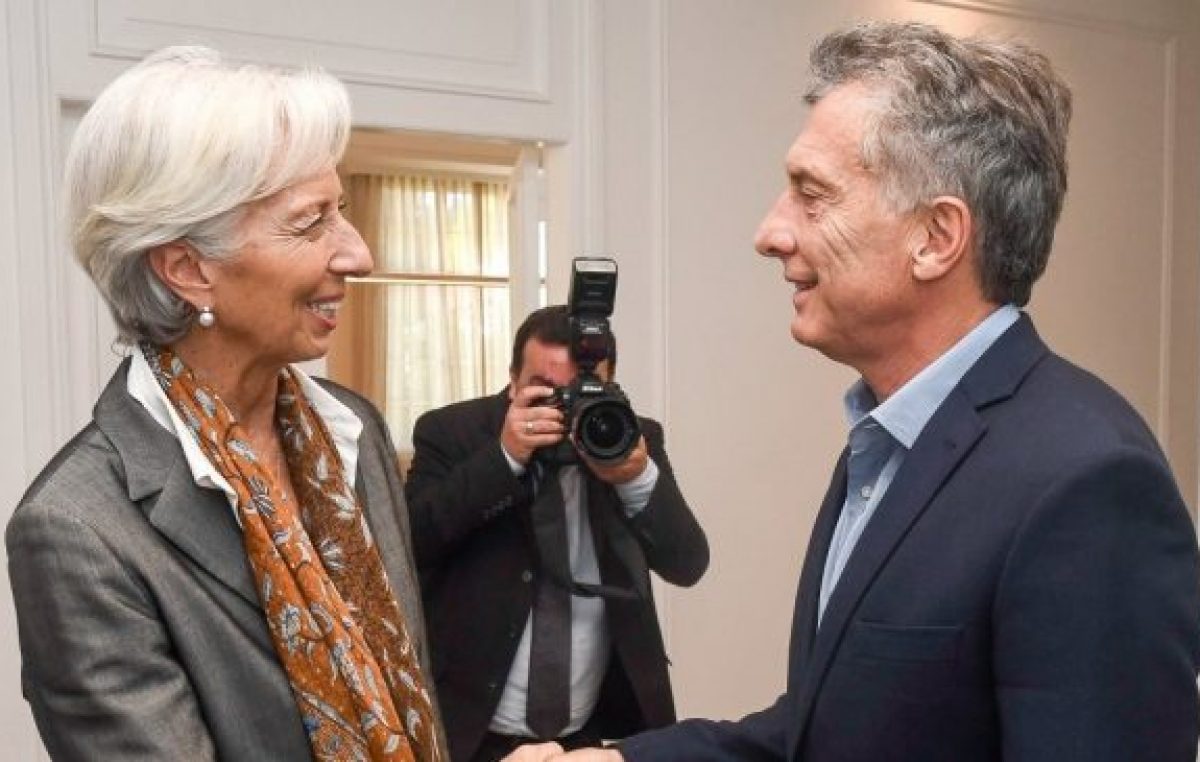 Más ajuste para bajar el déficit: los principales puntos del documento de los técnicos del FMI