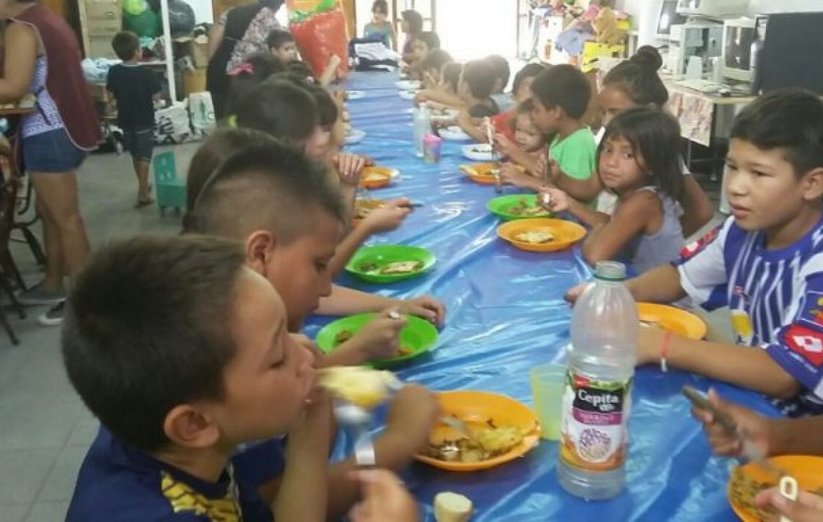 Ya son 600 los chicos que se alimentan en los comedores barriales de Florencia, Santa Fe
