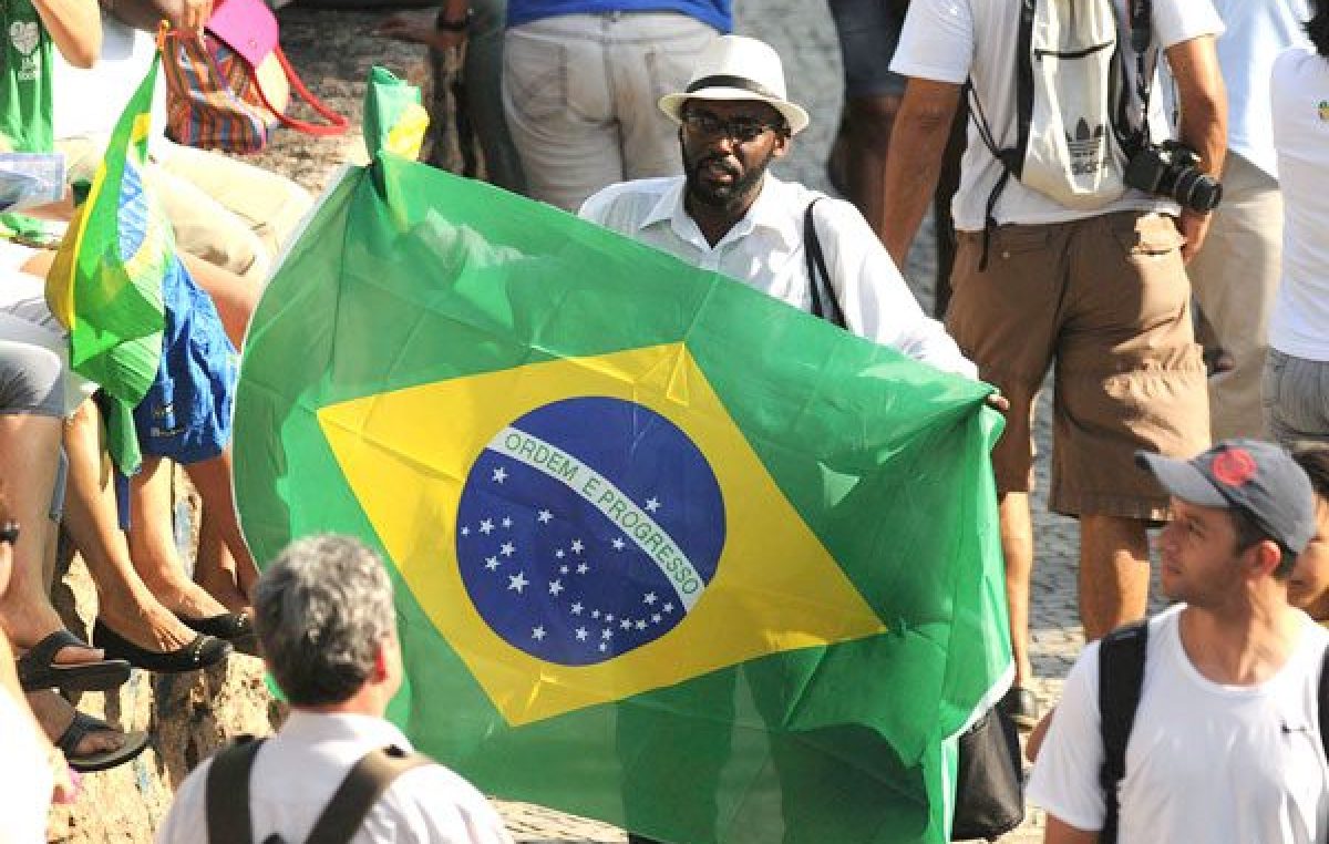 La economía de Brasil tuvo su mayor caída en 15 años: 3,34%