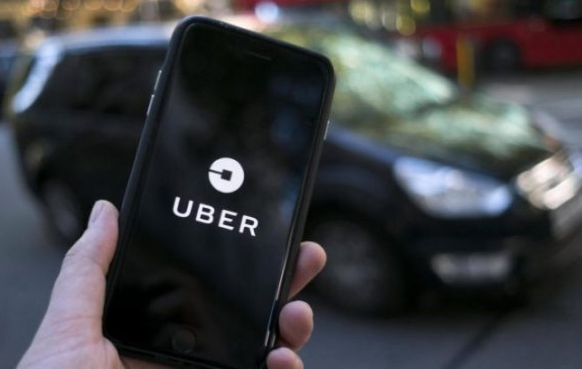 Se inscriben 300 mendocinos por día para manejar en Uber