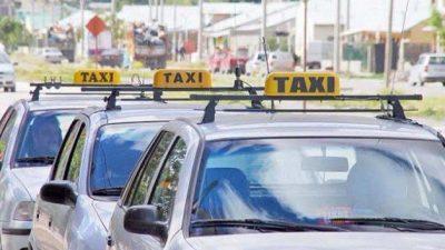 La recaudación de los taxis en Trelew cayó un 40 % y afecta a 600 familias